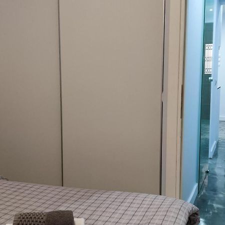 New Apartment With A Separate Entrance Near The Subway. Атина Екстериор снимка