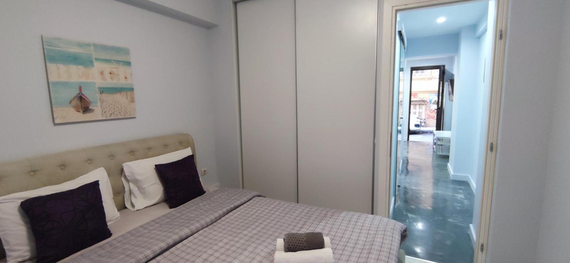 New Apartment With A Separate Entrance Near The Subway. Атина Екстериор снимка