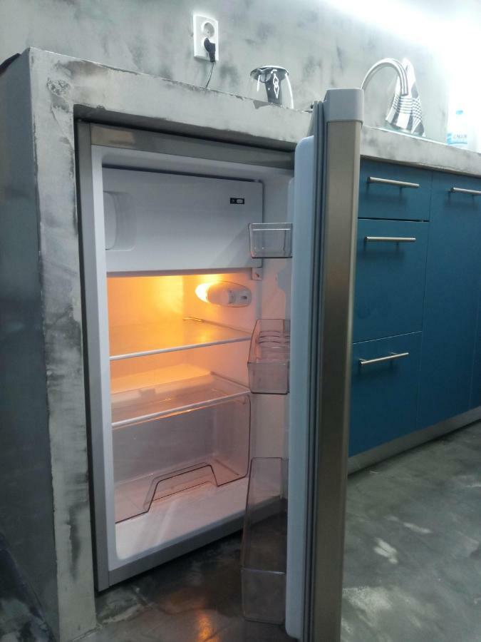 New Apartment With A Separate Entrance Near The Subway. Атина Екстериор снимка